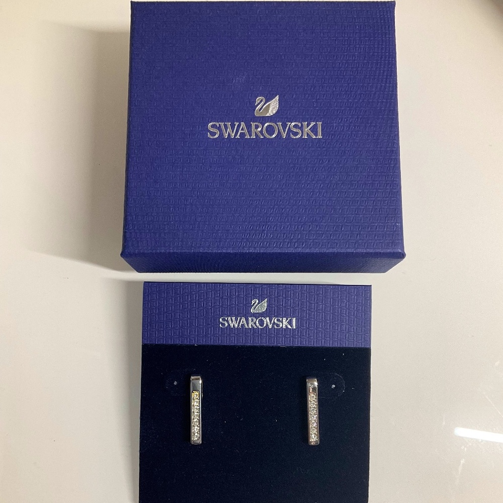 SWAROVSKI Crystal earrings